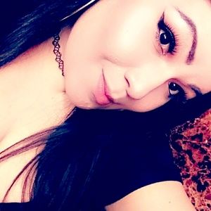 Meet your Posher, Deanna